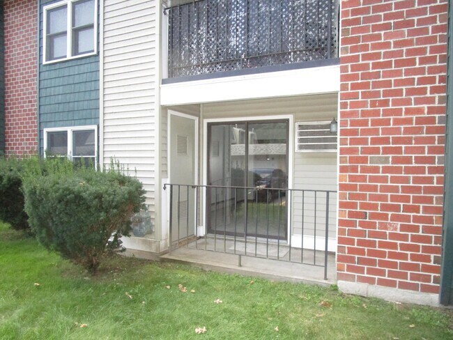 Foto del edificio - 6 Knights Bridge Dr