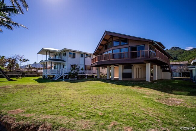 Foto del edificio - FURNISHED 3br/4ba SF Home in Punaluu