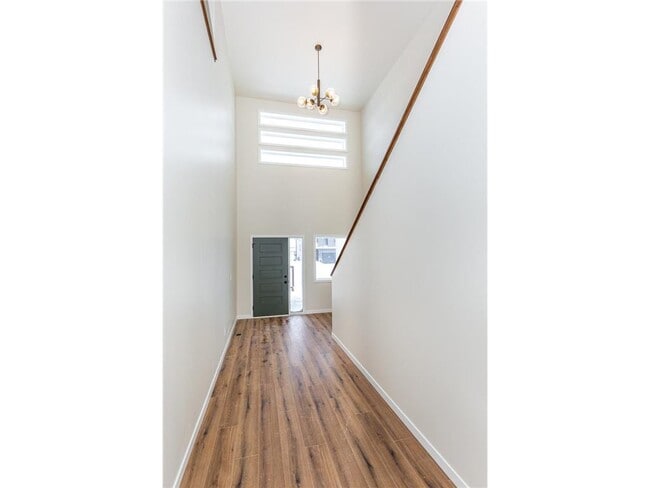 Foto del edificio - 5476 Lori Ln W