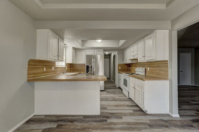 Foto del edificio - Wynn Circle 3504/3506
