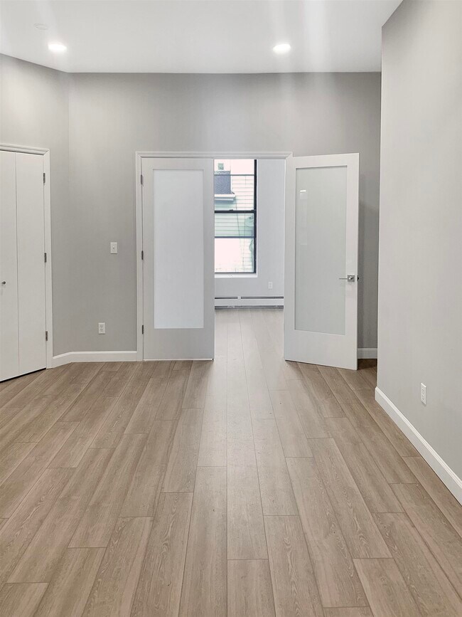 193 Ogden Ave. Unit 3B, Jersey City, NJ 07307 Condo for Rent in