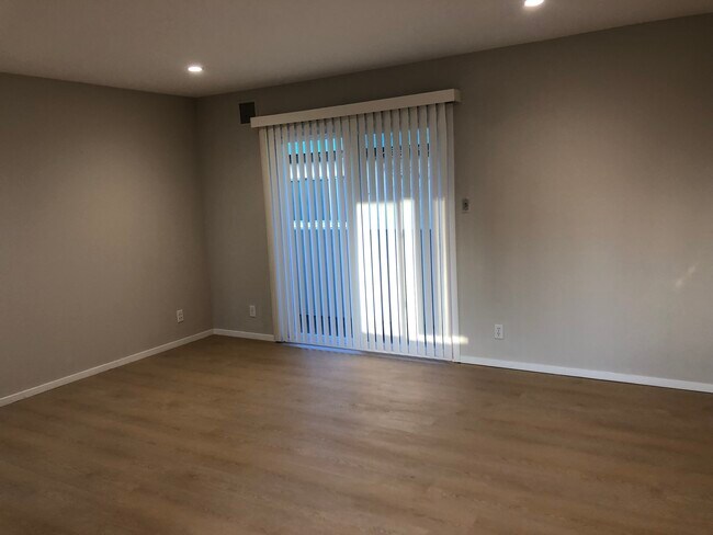 Living Room - 1771 Sausal St