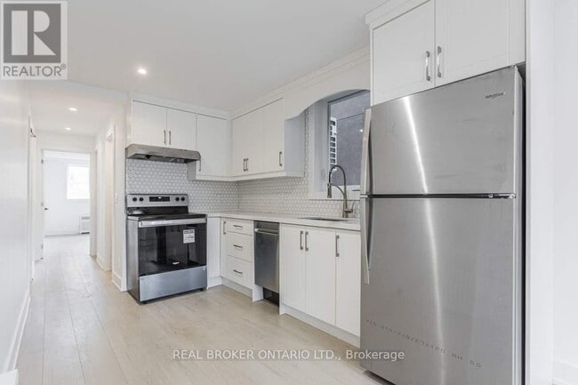 Photo du bâtiment - 185 Bowie Ave