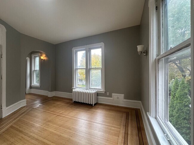 Building Photo - 2711 Aldrich