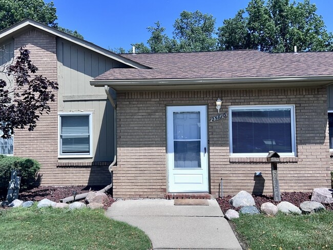 Building Photo - 25810 Lira Ln