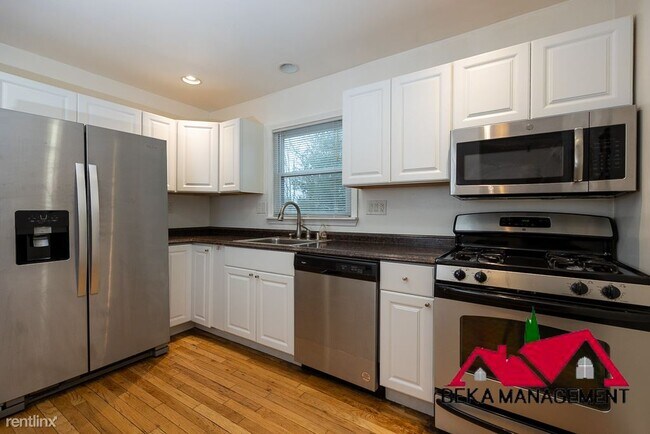 Foto del edificio - 3 br, 1 bath House - 1129 Midland Blvd