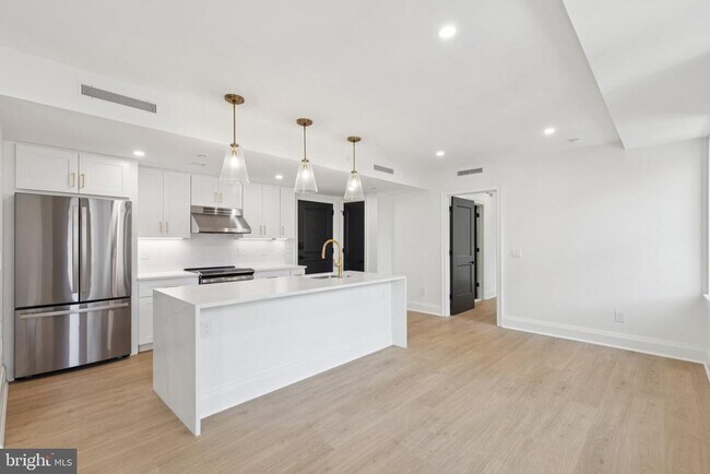 Foto del edificio - 135 S 19th St