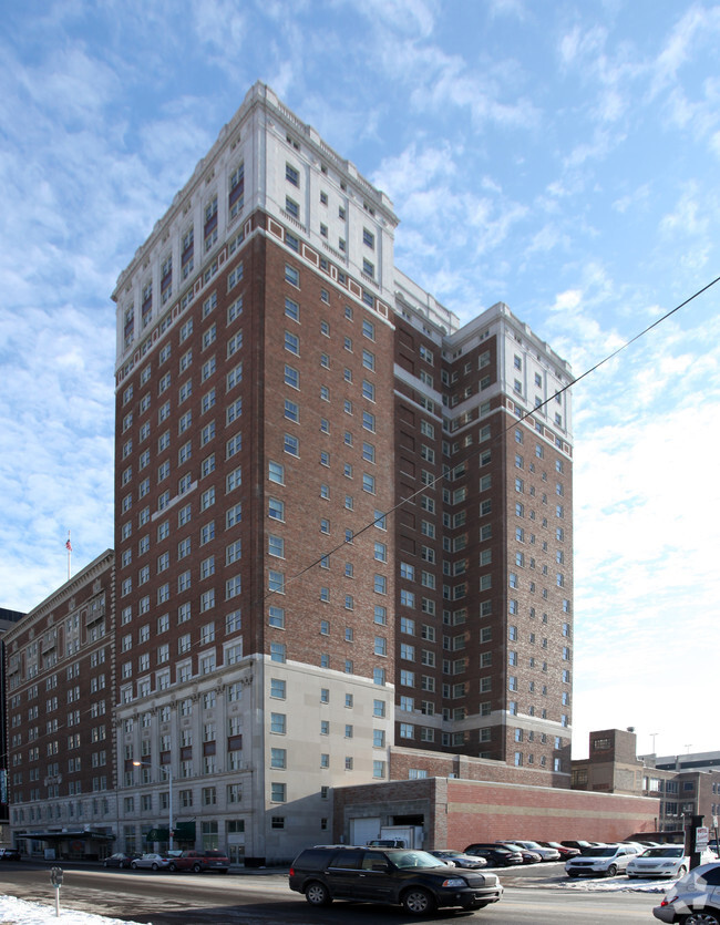 Fort Shelby Tower Apartments - FORT SHELBY