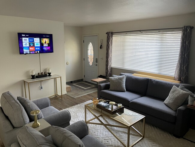 Foto del edificio - 2292 Sky Meadows Ct