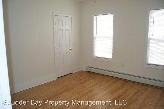 Building Photo - 27 Haynes St