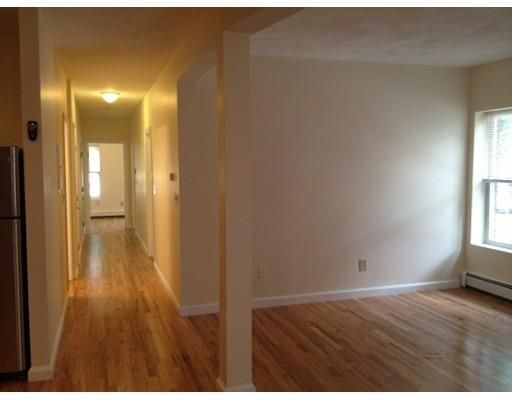 Building Photo - 122 Berkshire St