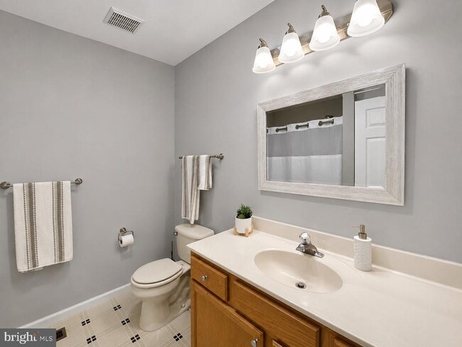 Building Photo - 103 Red Rock Cir