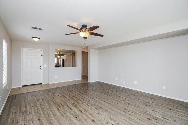 Foto del edificio - 30831 N Karen Ave