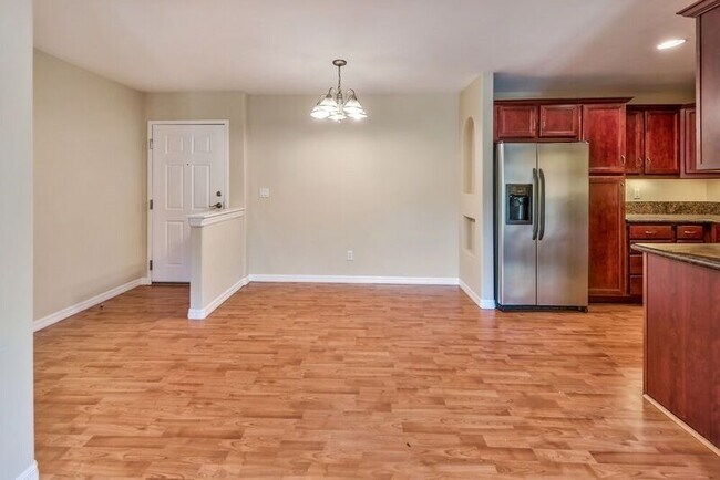 Building Photo - 5055 Collwood Blvd