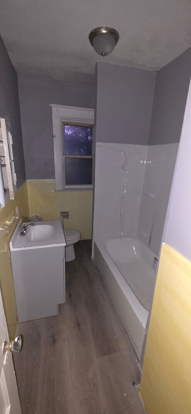 Foto del edificio - 3723 Nortonia Rd