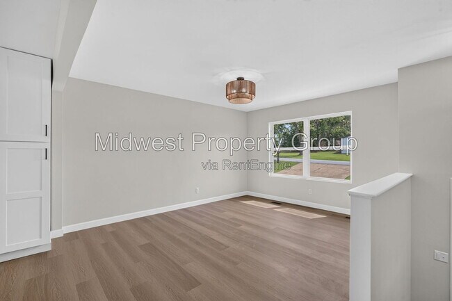 Foto del edificio - 13 S Perry Cir