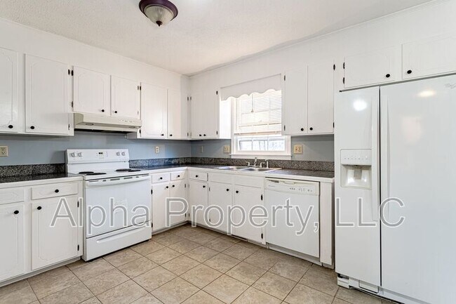 Foto del edificio - 203 Willow Branch Dr