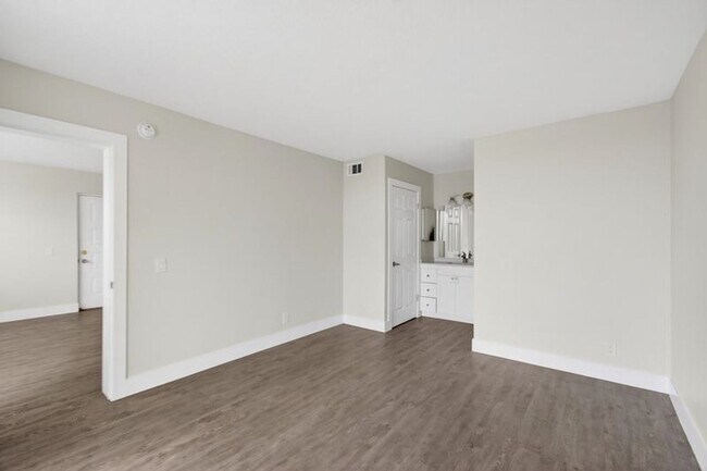 Foto del edificio - Move-In Ready Rental near Tanger Outlets!