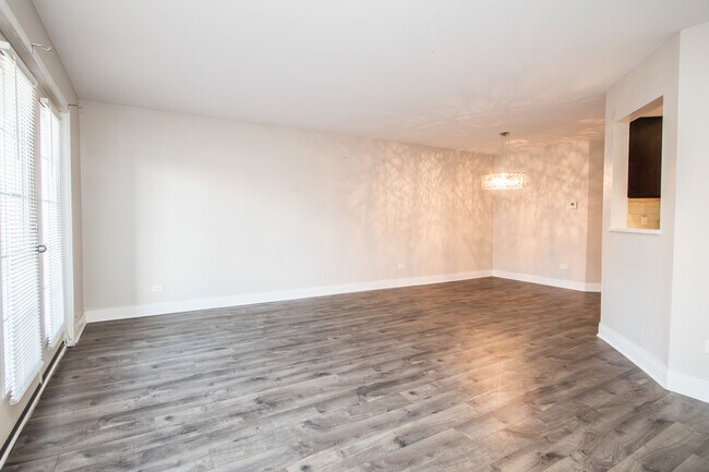 Building Photo - 4141 Williamsburg Ct