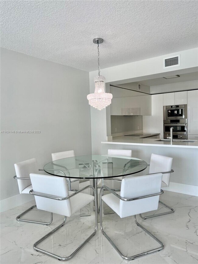 Building Photo - 330 Sunny Isles Blvd