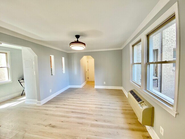 Foto del edificio - 1367 K St SE