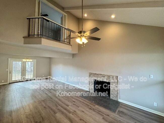 Foto del edificio - 9817 W 83rd Terrace