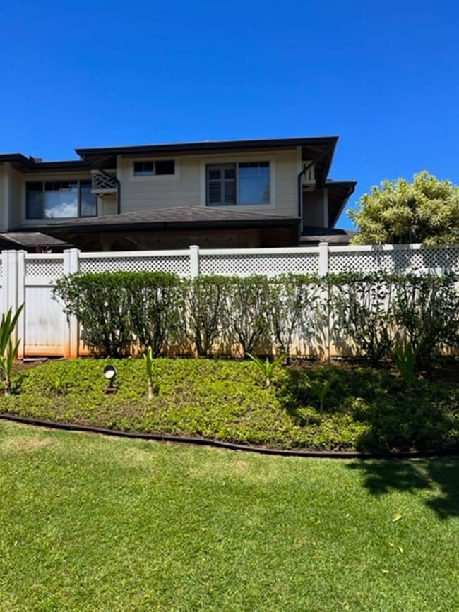 Foto del edificio - Nohona Mililani Mauka 3 bed/2.5 bath/ 2 car garage townhouse
