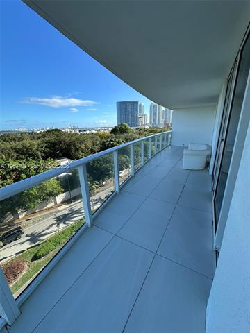 Foto del edificio - 4250 Biscayne Blvd