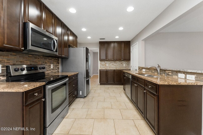 Building Photo - 11327 Pinto Ct