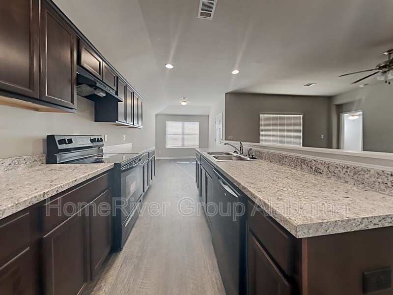 16369 Natchez Dr, Moundville, AL 35474 House for Rent in Moundville