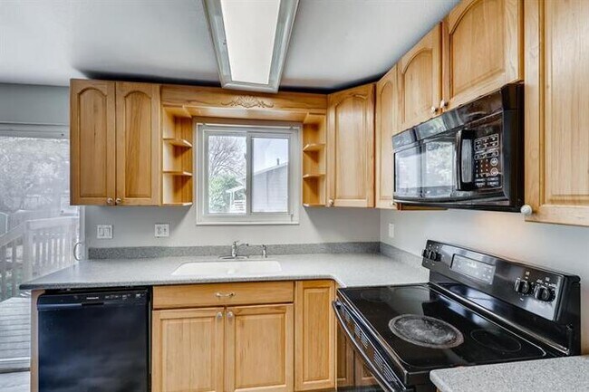 Building Photo - 4294 S Peggy Dr, West Valley City, UT, 84120