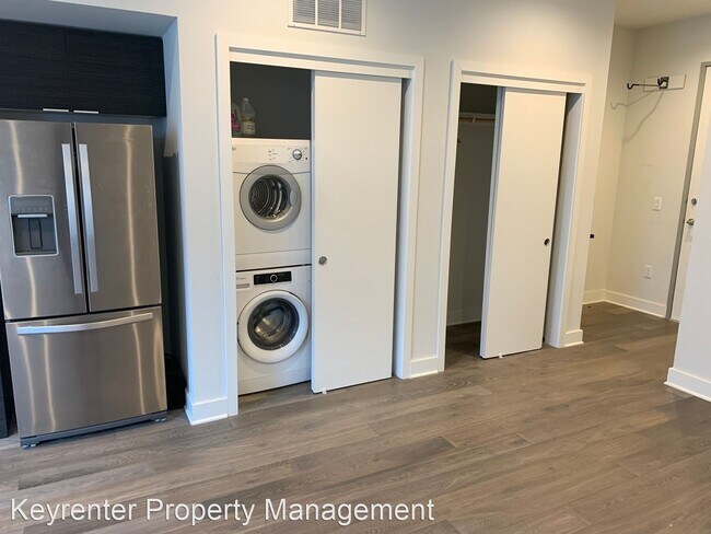 Foto del edificio - Studio, 1 bath House - 1800 E. 4th St #225