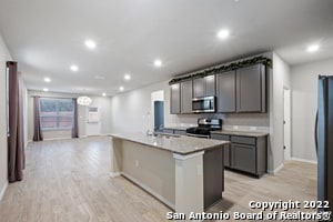 Building Photo - 259 Kinsley Wy