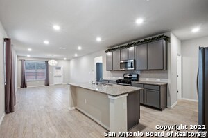 Foto del edificio - 259 Kinsley Wy