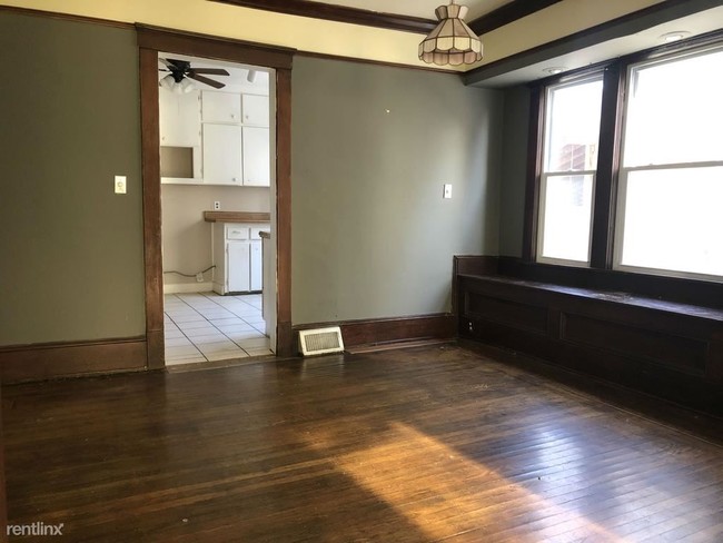 Building Photo - 3401 W 41st St