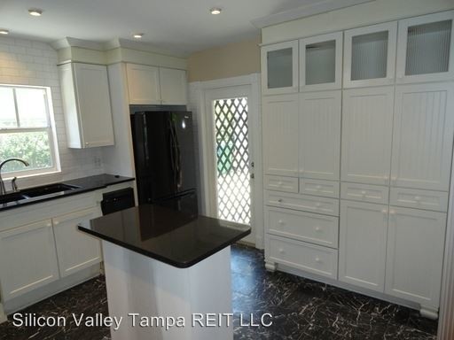 Building Photo - 4 br, 3 bath House - 4705 W Melrose Ave