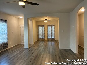Building Photo - 105 Rhew Pl