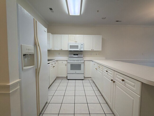 Foto del edificio - 9113 Meadow Vista Rd