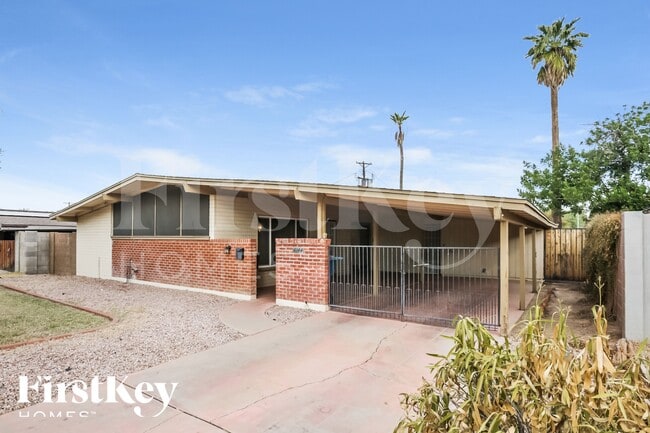 Building Photo - 4144 E Almeria Rd