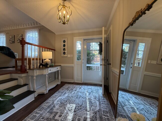 Foto del edificio - 505 Westbrook Dr