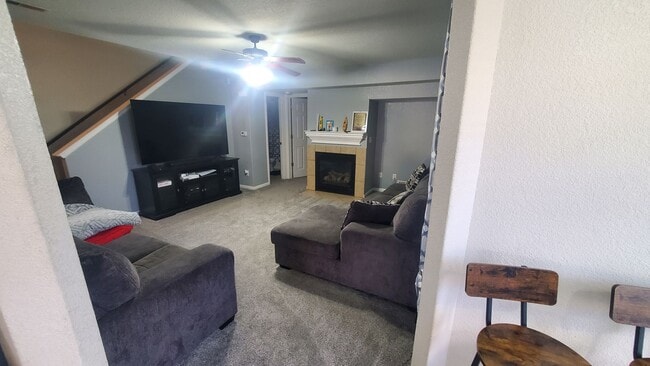 Building Photo - 2012 Deer Trail