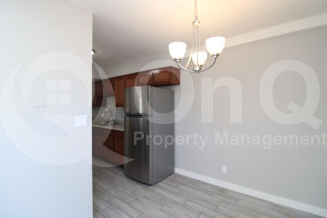 Building Photo - 1500 W Rio Salado Pkwy
