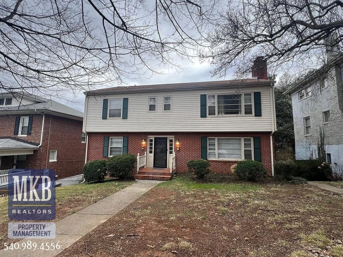 Photo - 2314 Wycliffe Ave SW (Roanoke, VA)