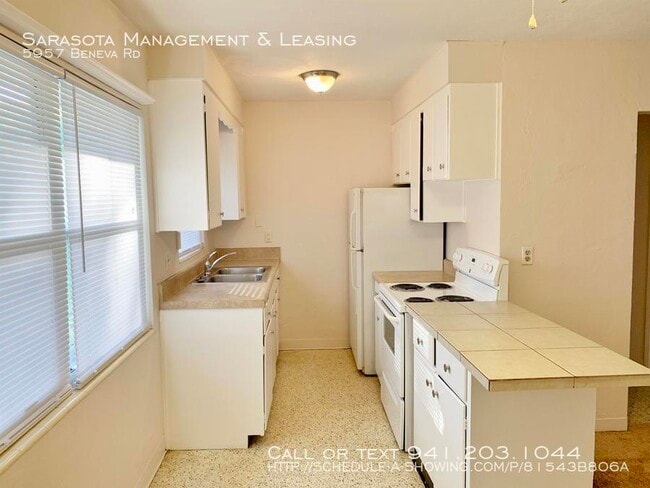 Foto del edificio - 5957 S Beneva Rd