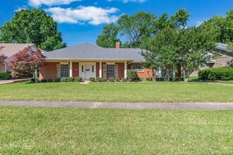 Building Photo - 7614 Millicent Way