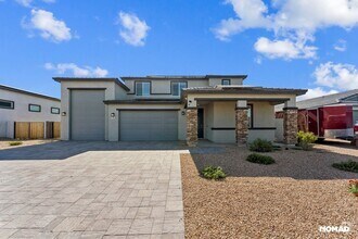 Building Photo - 94 S Siena Ln