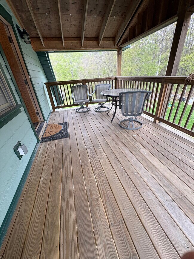 Deck & Funiture included - 3401 Hancock Rd