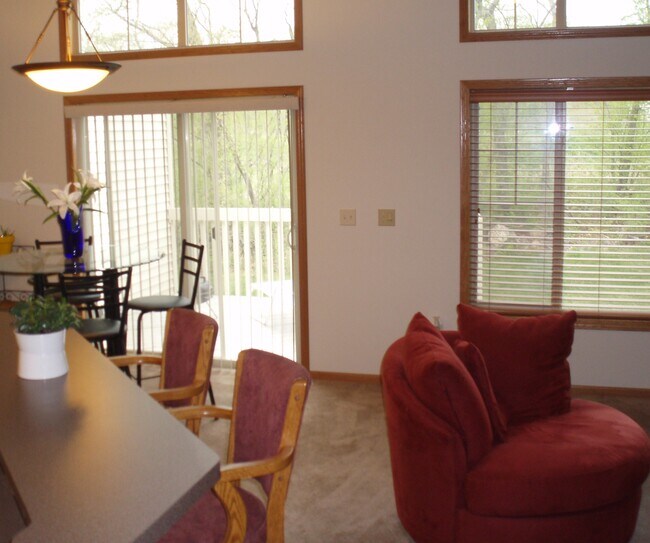 Building Photo - 3735 Fox Tail Trl NW