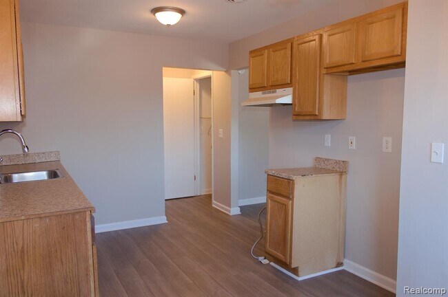 Foto del edificio - 24951 Mayfair St