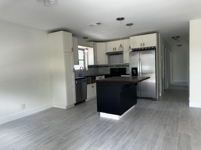Foto del edificio - 4864 Lincoln Rd